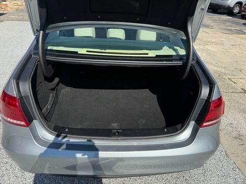 Used 2014 Mercedes-Benz E 350 4MATIC Sedan image 8
