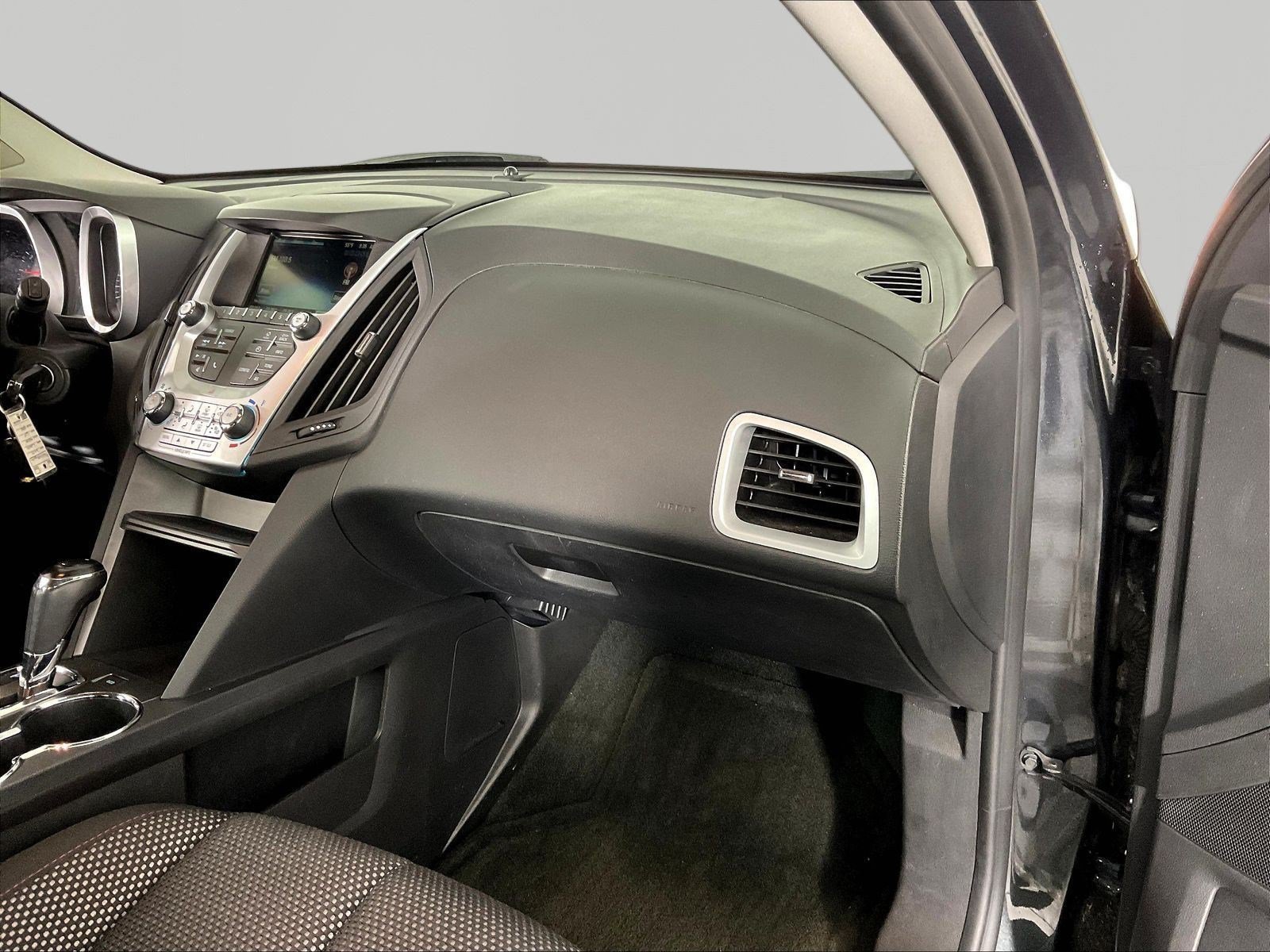 Used 2017 Chevrolet Equinox LT w/ Convenience Package FWD image 25