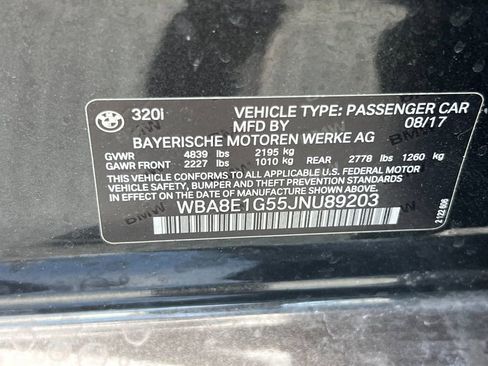 Used 2018 BMW 320i Sedan image 27