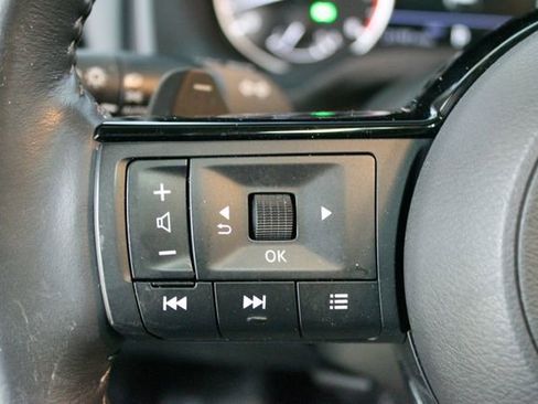 Used 2021 Nissan Rogue SV AWD/4WD image 14