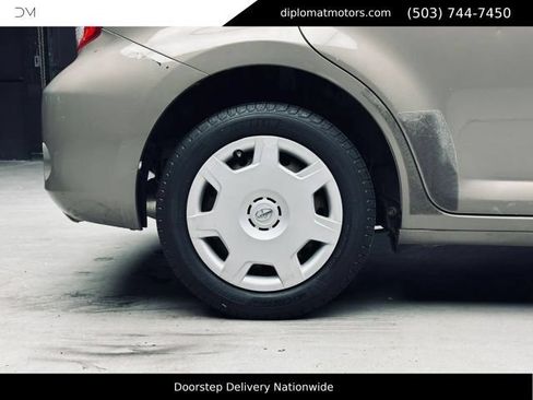 Used 2012 Scion xB FWD image 38