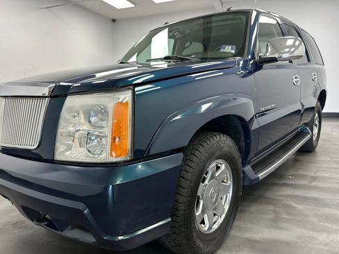Used 2005 Cadillac Escalade AWD image 18