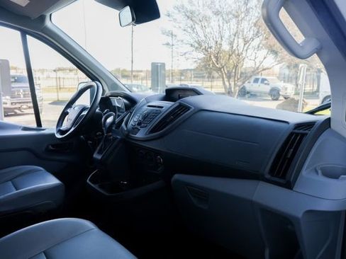 Used 2016 Ford Transit 350 XL image 29