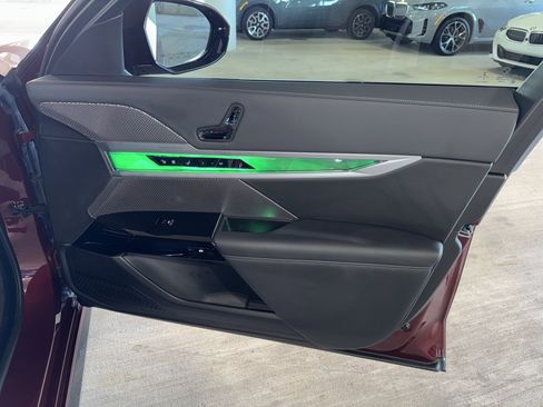 Used 2023 BMW 740i 740i image 9