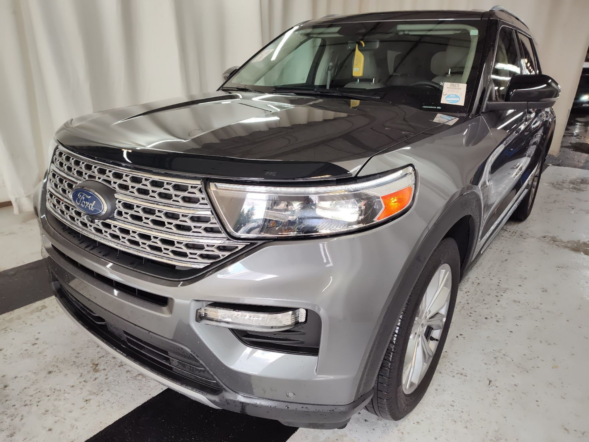 Used 2023 Ford Explorer Limited w/ Class IV Trailer Tow Package AWD/4WD image 1