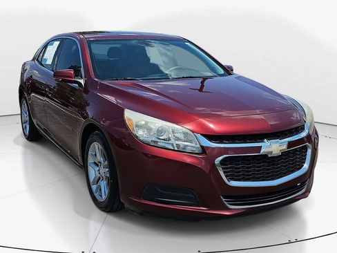 Used 2015 Chevrolet Malibu LT w/ Power Convenience Package FWD image 3