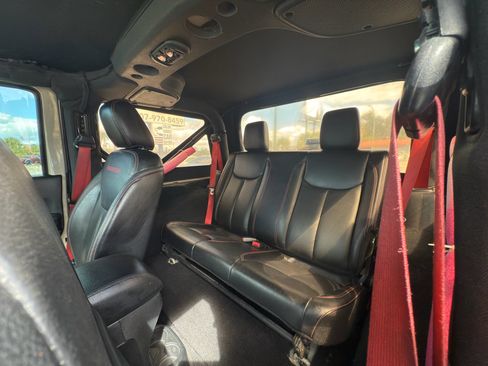 Used 2018 Jeep Wrangler Rubicon image 9