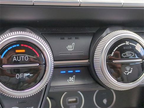 Used 2023 Genesis G70 3.3T w/ Sport Prestige Package image 22