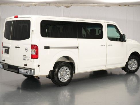 Used 2016 Nissan NV 3500 SV w/ SV Technology Package RWD image 10