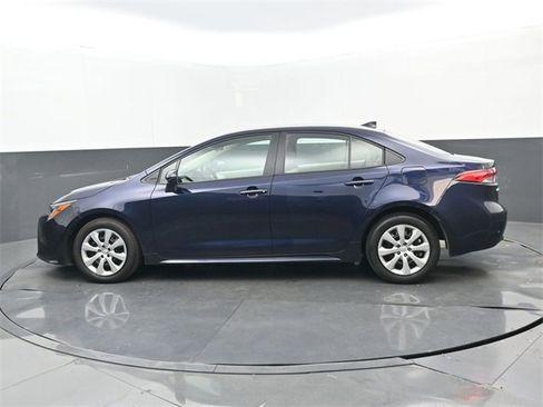 Used 2025 Toyota Corolla LE w/ Convenience Package image 7