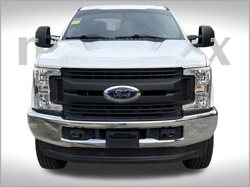 Used 2017 Ford F250 XL w/ Power Equipment Group image 15