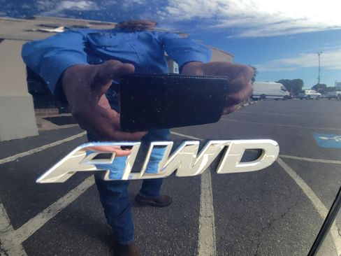 Used 2017 Honda CR-V LX image 10