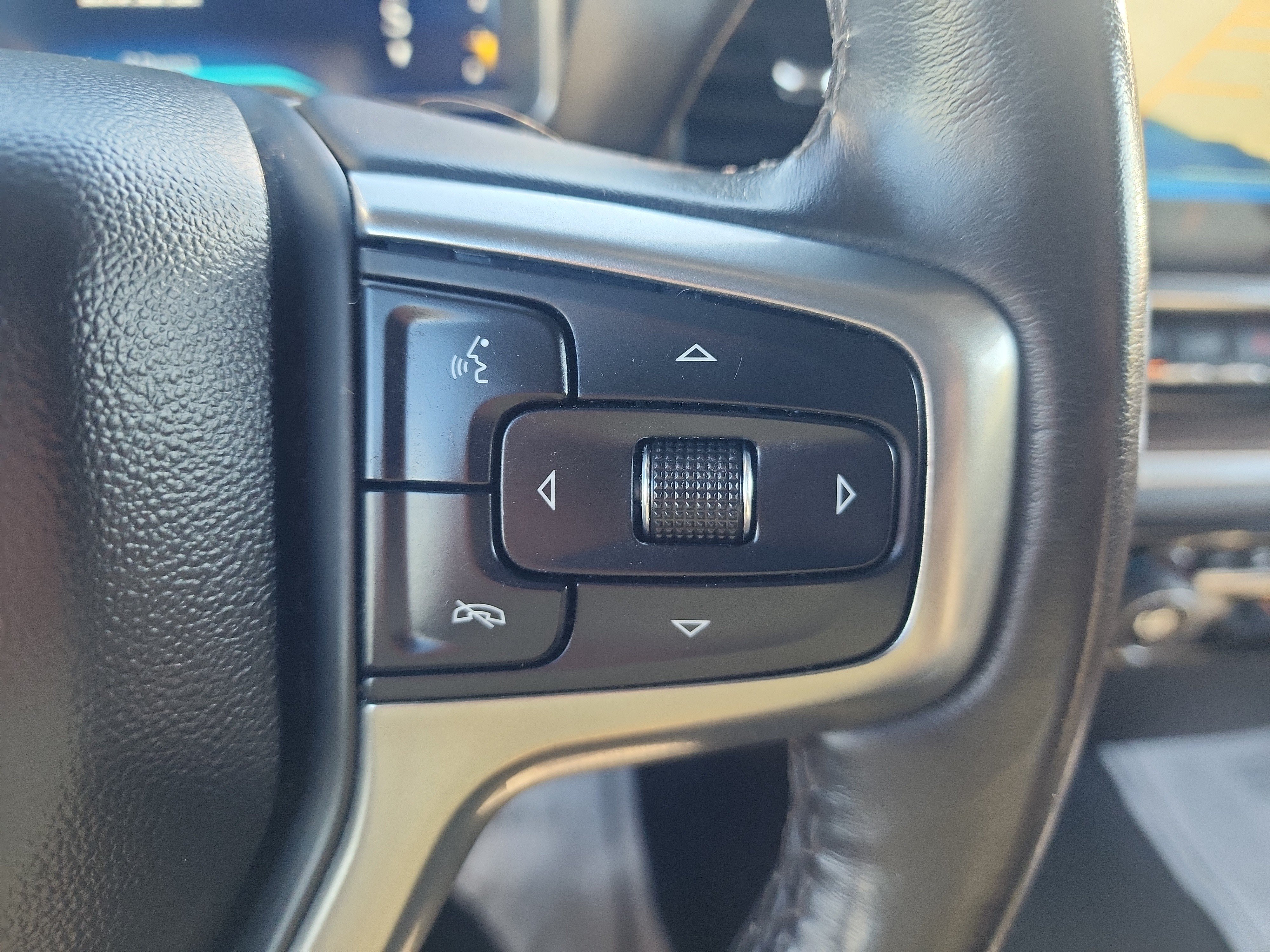 Certified 2022 Chevrolet Silverado 1500 LT AWD/4WD image 19