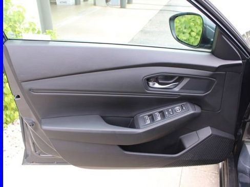 Used 2024 Honda Accord EX image 17