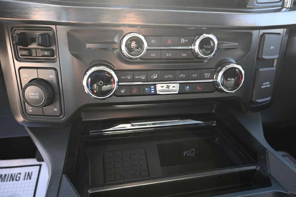 Used 2026 Ford F250 Lariat w/ Black Appearance Package AWD/4WD image 34
