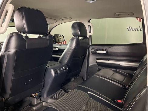 Used 2018 Toyota Tundra SR5 w/ SR5 Upgrade Package RWD image 15