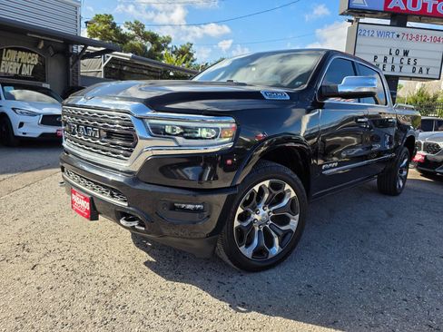 Used 2021 RAM 1500 Limited AWD/4WD image 2