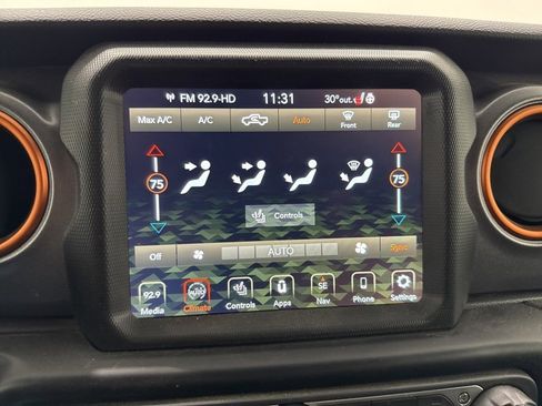 Used 2021 Jeep Gladiator Mojave image 28