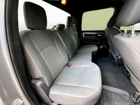 Used 2024 RAM 1500 Warlock RWD image 34