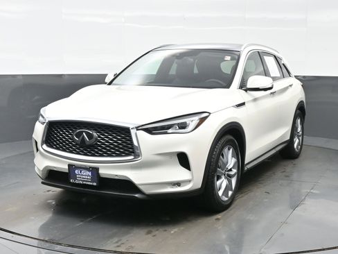 Used 2019 INFINITI QX50 Essential w/ Premium Heat Package image 1