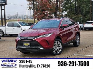 Used 2022 Toyota Venza LE video 1