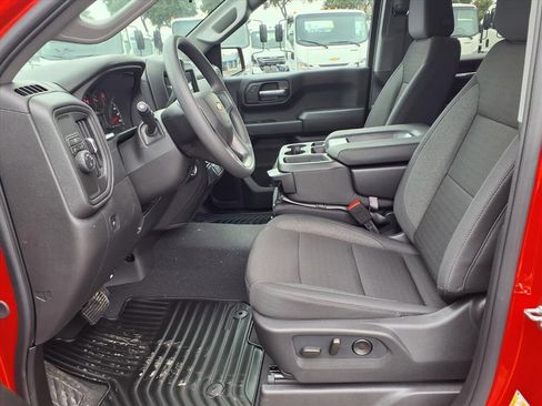 New 2026 Chevrolet Silverado 1500 Custom image 6