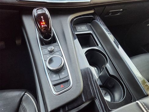 Used 2022 Cadillac Escalade ESV Sport w/ Touring Package image 18