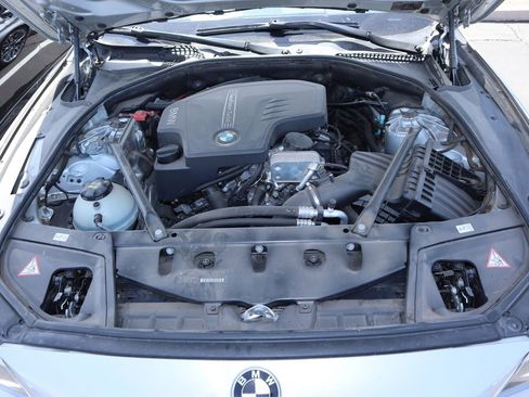 Used 2015 BMW 528i Sedan RWD image 12