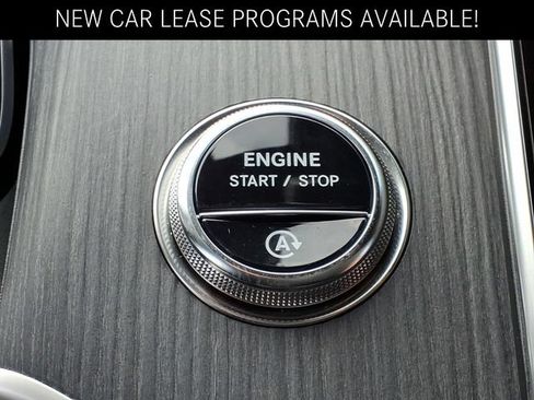 Used 2026 Mercedes-Benz GLC 300 4MATIC image 25