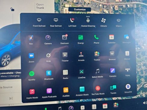 Used 2023 Tesla Model Y Long Range image 37