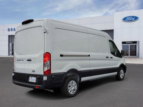 New 2026 Ford Transit 250 148 Medium Roof image 4
