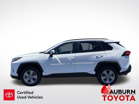 Certified 2024 Toyota RAV4 LE AWD/4WD image 5