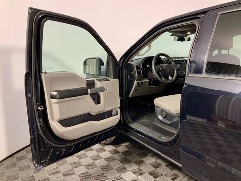 Used 2018 Ford F150 XLT AWD/4WD image 18