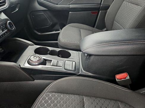 Certified 2023 Ford Escape Active AWD/4WD image 21