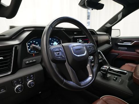 Used 2023 GMC Sierra 1500 Denali Ultimate AWD/4WD image 8