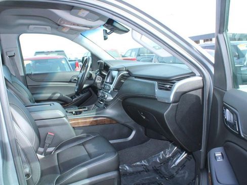 Used 2019 Chevrolet Tahoe LT w/ Off-Road Package image 12