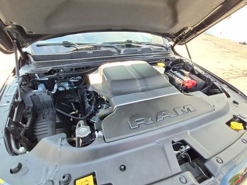 Used 2022 RAM 1500 Laramie AWD/4WD image 33
