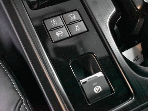 New 2026 Subaru Outback Touring image 21