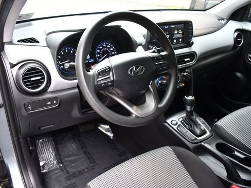 Used 2019 Hyundai Kona SE w/ Cargo Package image 18