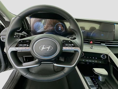 New 2026 Hyundai Elantra Limited image 10