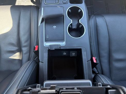 Used 2023 Acura MDX SH-AWD w/ Technology Package image 16