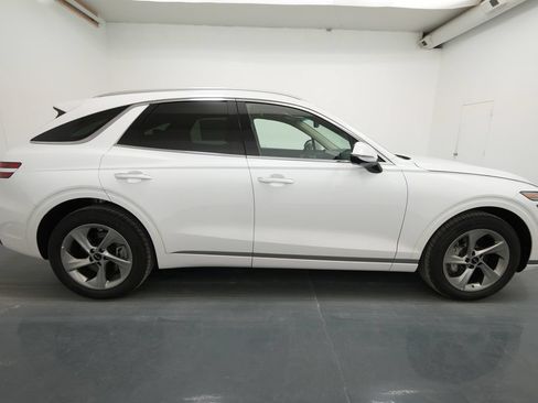 New 2026 Genesis GV70 2.5T Advanced w/ G1 Accessory Package AWD/4WD image 10