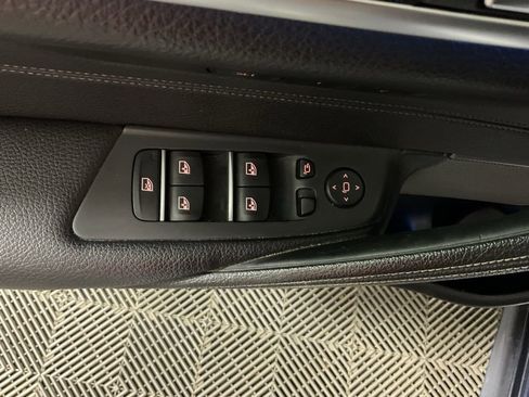 Used 2018 BMW 540i image 19