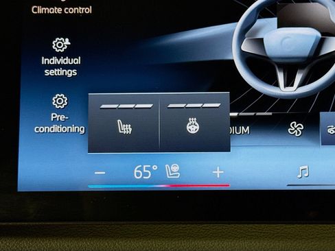 Certified 2024 BMW iX xDrive50 w/ Convenience Package AWD/4WD image 21