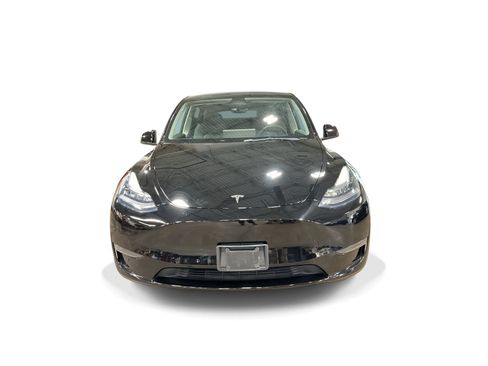 Certified 2023 Tesla Model Y AWD image 2