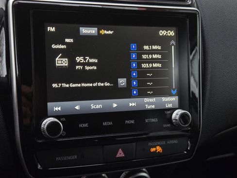 Used 2024 Mitsubishi Outlander Sport SE image 14