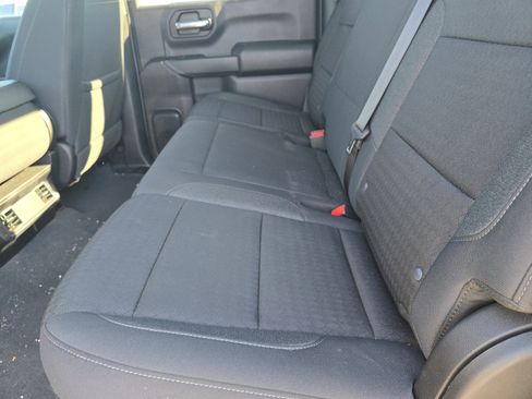 Used 2023 Chevrolet Silverado 1500 Custom image 10