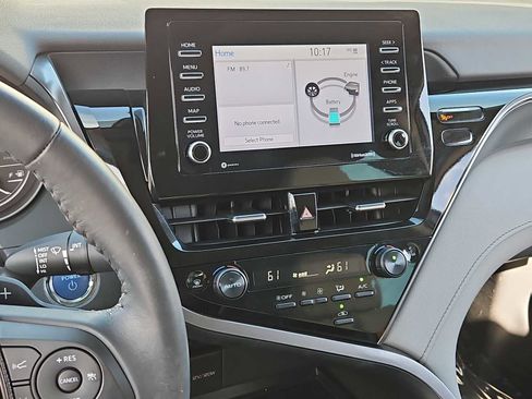 Used 2024 Toyota Camry SE image 27