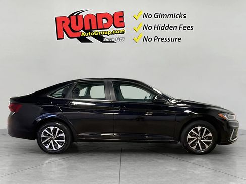Used 2025 Volkswagen Jetta S FWD image 8