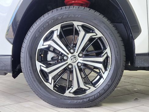 Used 2022 Toyota RAV4 XSE w/ Premium Package AWD/4WD image 9